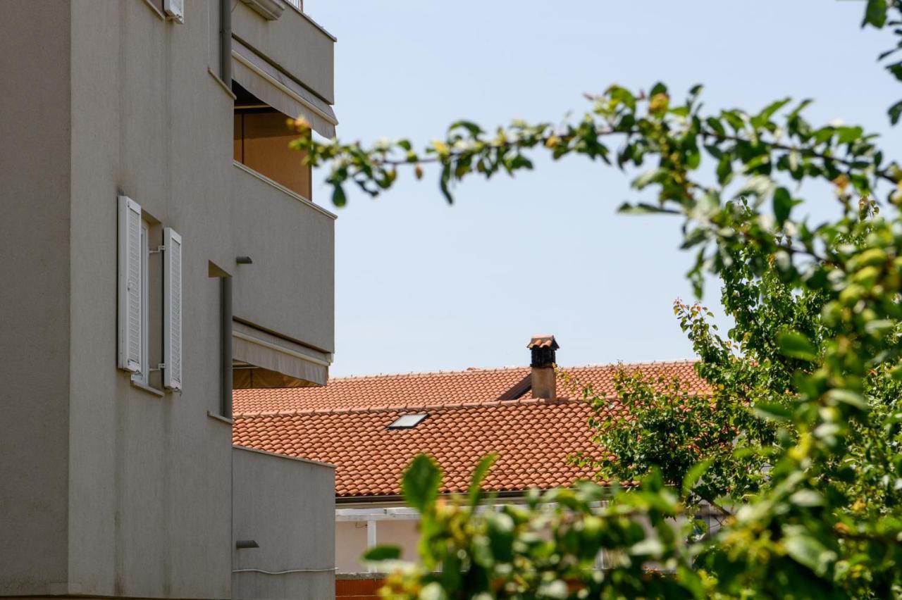 Apartment Sugar Rovigno Esterno foto